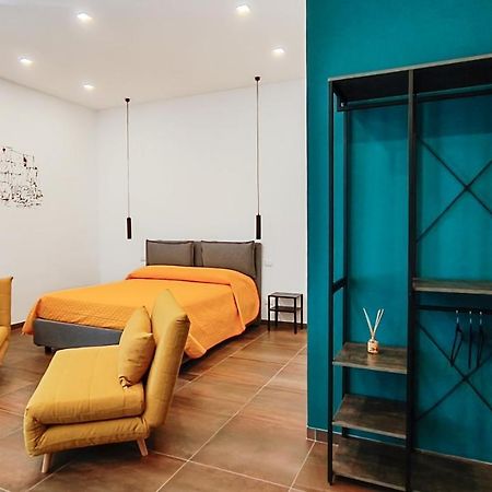 Casa Calu Castel Dell'Ovo Bed & Breakfast Naples Exterior photo